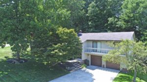 7004 Donna Rae Drive, Seven Hills OH 44131