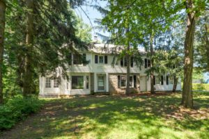 14916 Ridge Rd, North Royalton, OH 44133