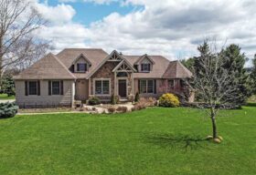 7321 Grindle Rd, Wadsworth, OH 44281